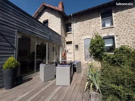 maison familiale rénovée de 130 m² située dans le quartier maupassant à limoges (87100)  r