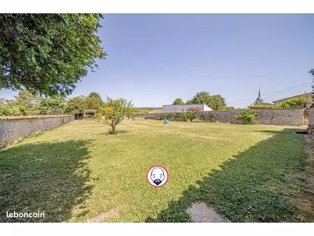 maison de village 6 pièces 283 m²