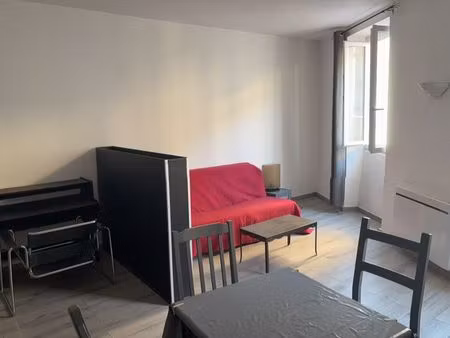 studio meublé auvenas