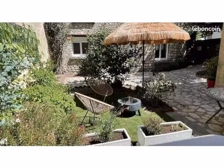 appartement f2 meublé + jardin proche centre  parking gratuit