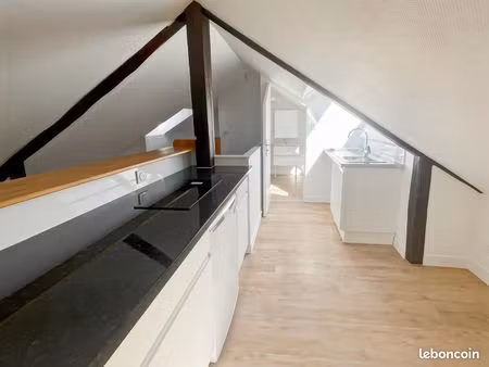 studio 1 pièce 12 m²