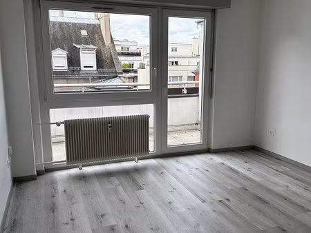 studio 1 pièce 19 m²