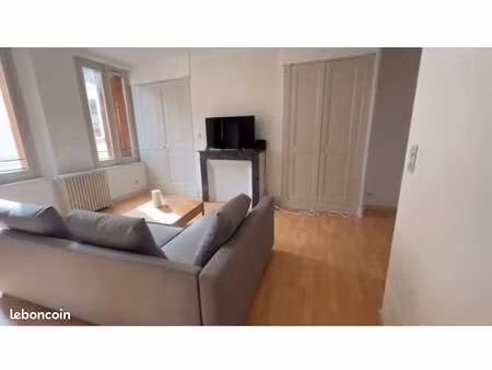 grand t3 – 69 m² – centre-ville / gare à pied – châtellerault