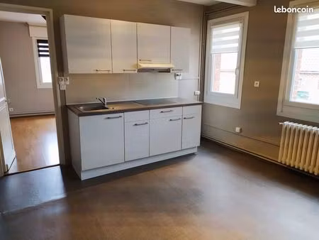 agréable t3 rénové en duplex