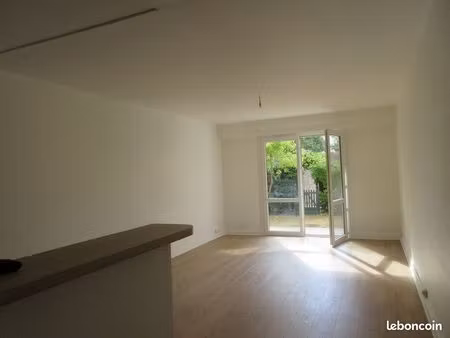appartement la genette - la rochelle - t3 - 68m² avec jardin
