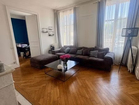 appartement 6 pièces 130 m²