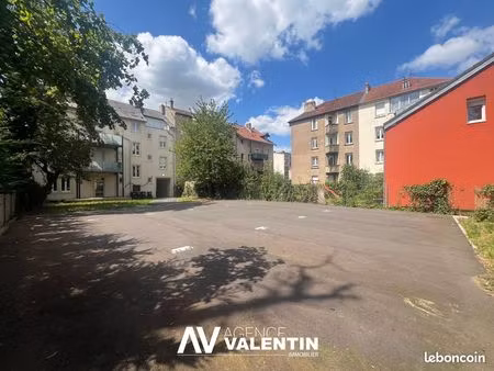 parking/box 12 m² metz