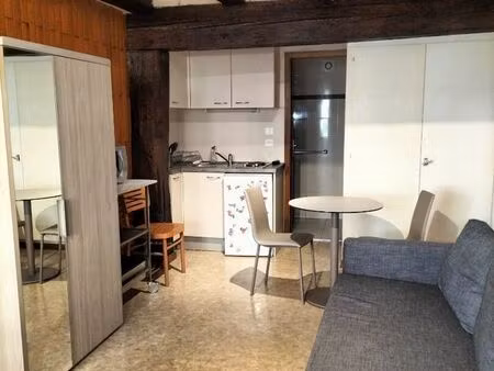 studio 1 pièce 22 m²