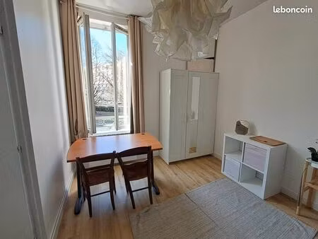 studio 1 pièce 17 m²