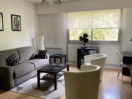 studio meublé