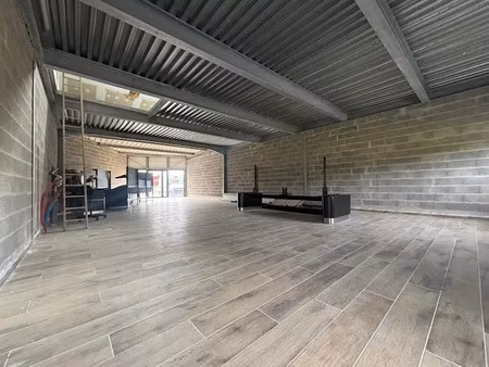 location locaux professionnels 0 pièces 150 m² à pleuven (29170)  1 500 €