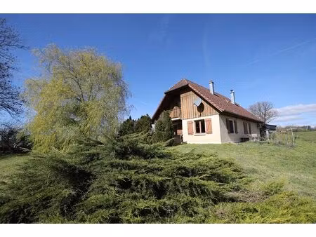 maison de ferme / ranch équestre avec 13 ha de terrain en cadre calme