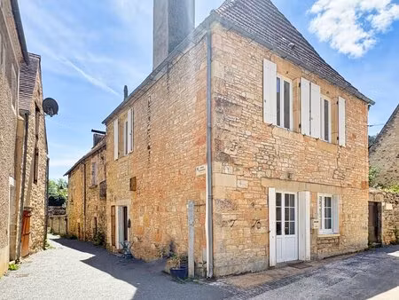 secteur cenac- maison de village en pierre