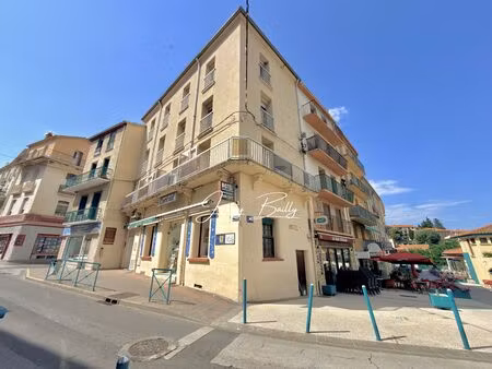 mur commerciaux hôtel de 350m2