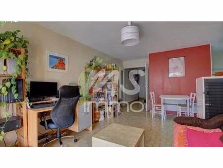 app. f2 avec cave - 51 m² - gap