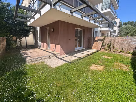 location appartement 2 pièces  44.50m²  mennecy