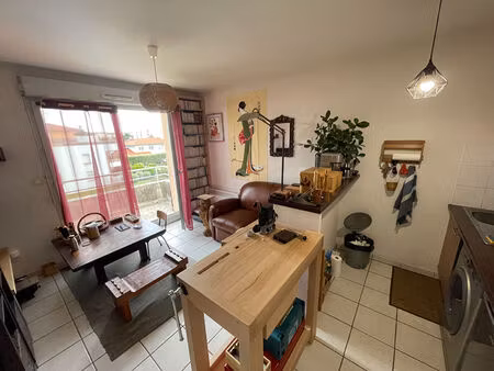 appartement 2 pièces à vendre à toulouse 31200- balcon et parking ! idéal investisseur !