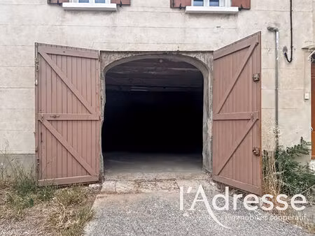 location entrepôt / local industriel 1 pièce  44.00m²  aubagne