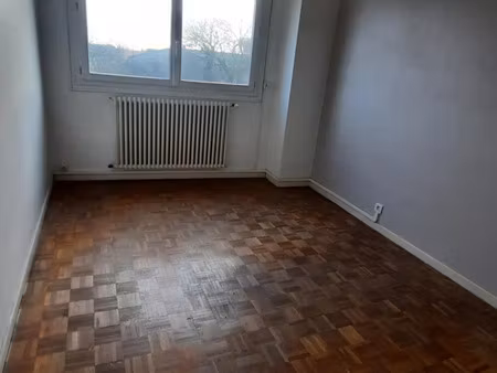 location maison 5 pièces 90 m² à la salvetat-saint-gilles (31880)