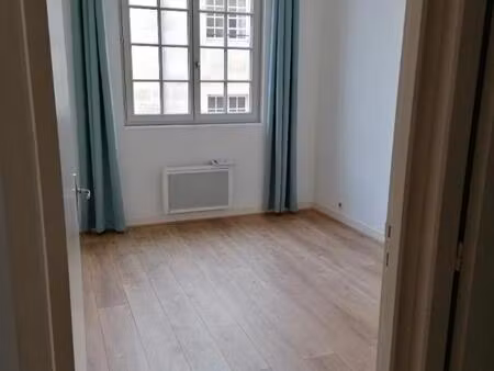 appartement t3 bordeaux - 62 m2 - 920 euros ttc