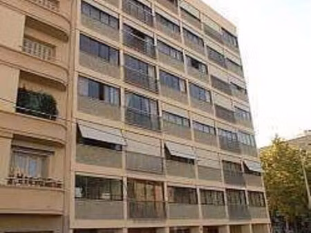 f4 - place de parking -39 rue felix jaccquier lyon 6