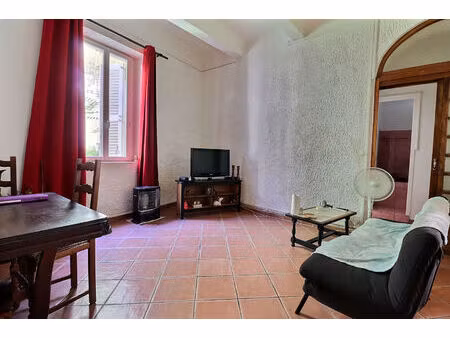 appartement t2 45m2 avec deux extérieurs loué 13010 marseille