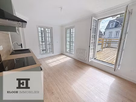 appartement f1bis de 27m² entièrement rénové avec terrasse - rouen droite - secteur place 