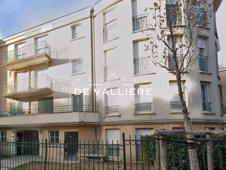 rueil-malmaison 2 pièces renove 40 m2 avec cave et parking