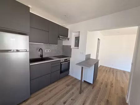 studio cosy à louer à maisons-laffitte  idéalement situé !