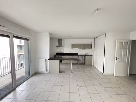 appartement t4 + 2 parking sous sol + terrasse 79m2 - tou