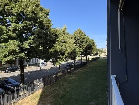 a louer - t3 de 57m² avec balcon - résidence fermée