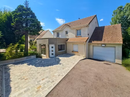 vente maison 7 pièces  136.00m²  égly