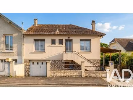 maison à montluçon (03100)