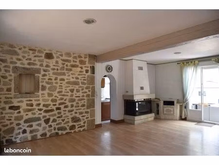 savenay - maison 4 chambres + dépendances avec possibilité de 2 hectare et demi en plus