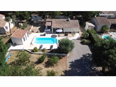 magnifique villa régusse