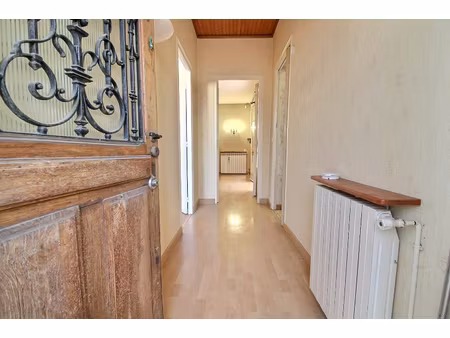 maison 2 pièces de plain-pied de 52 m2 à rénover