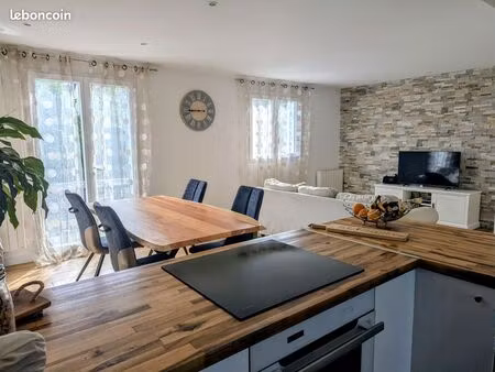 maison familiale t6 de 92m² – les meillottes – sans travaux – terrain 304m²