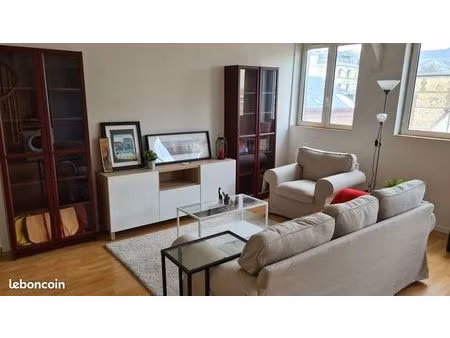 duplex meublé très lumineux – rue girardin – grand salon & 2 chambres - dispo juillet 26