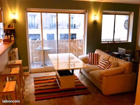 double studio 40 m2 + balcon à louer  15ème métro dupleix
