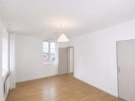 à 5 min de saverne t3   51 5m2 lumineux vue panoramique et garage fermé