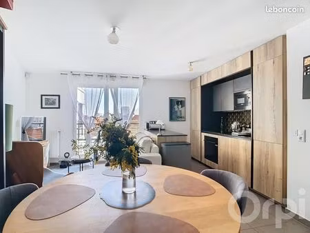 appartement 3 pièces 60 m²