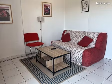 studio cabine pour étudiant