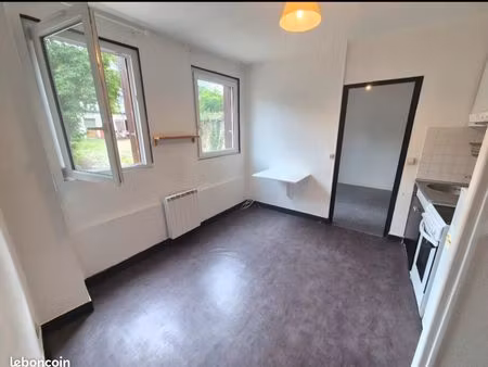 appartement 2 pieces avec parking centre ville