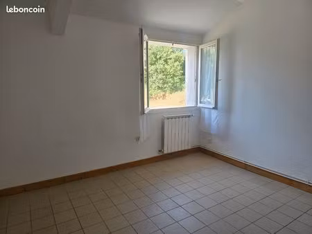 loue appartement 1 chambre montoison