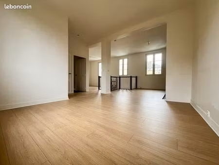 triplex 3 pièces 80 m²