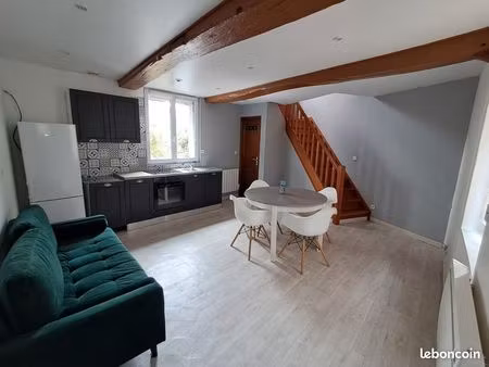 ? maison de ville meublée de 47 m² à louer – disponible immédiatement
