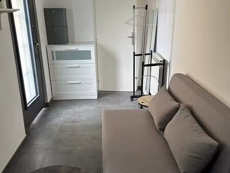 loue petit studio pour étudiant (e)