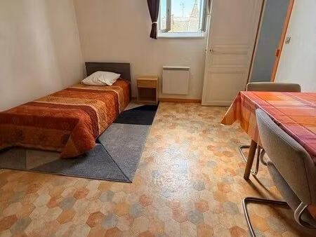 logement meublé 18 m² centre cambrai – cuisine privée + sdb neuve (juillet 2026)