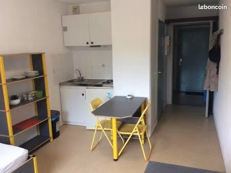 studio meublé 18 m2 proche lycée wallon  gare  université tertiales