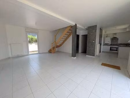 location maison à vitré (35500) : à louer / 102m² vitré